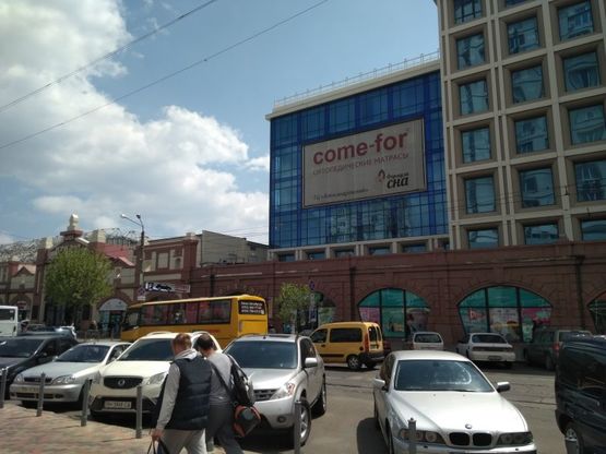 Фото рекламной плоскости по адресу ул Пантелеймоновская ТЦ Новый Привоз