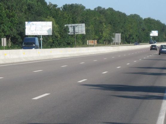 Фото рекламной плоскости по адресу Киевская трасса