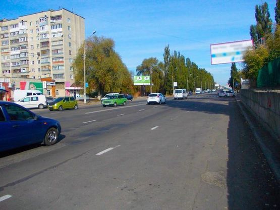 Фото рекламної площини за адресою Прокофьева ул.,12 - Даргомыжского ул. (200 м. к АЗС "Аміс")
