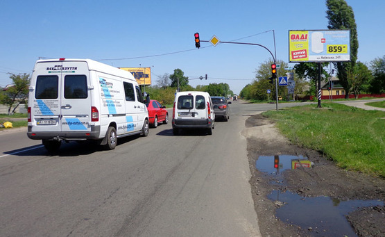 Фото рекламной плоскости по адресу Бровары ул.Кутузова 76 (А)