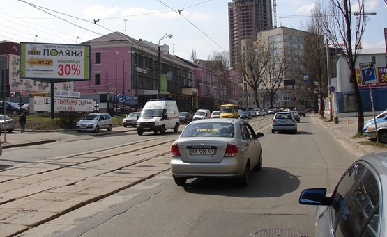 Фото рекламної площини за адресою Глубочицкая/пер.Косогорный (В)