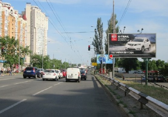 Фото рекламної площини за адресою Героев Сталинграда пр., 2