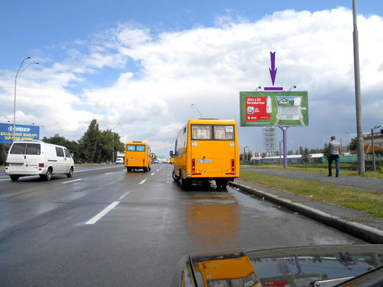 Фото рекламной плоскости по адресу пр.Броварской/ ст.м.Черниговская напр.выезд из города