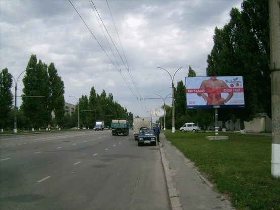 Фото рекламної площини за адресою Курский пр-т, напротив д.№102