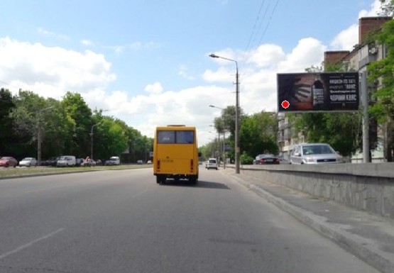 Фото рекламної площини за адресою Богдана Хмельницкого пр., 21