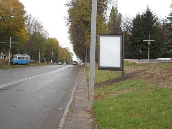 Фото рекламної площини за адресою Хмельницьке шосе - Юрия Гагаріна пл.