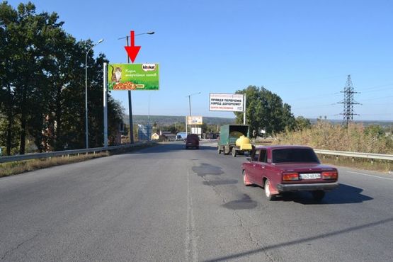 Фото рекламной плоскости по адресу Клочковская -развязка с окружной (2) выезд из  Харькова  в ст. Дергачей