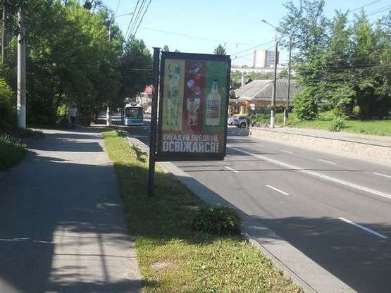 Фото рекламної площини за адресою Київська вул., 38
