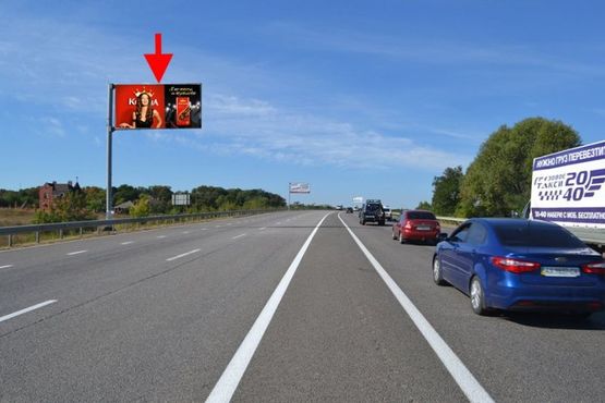 Фото рекламної площини за адресою Эстакада5-пос.Песочин-выезд из города в ст.трассы Киев-Харьков-Довжанский