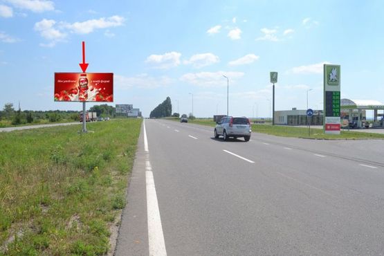 Фото рекламної площини за адресою Московский пр-т - Ростовская трасса  возле АЗС ОККО 1 (выезд из города)