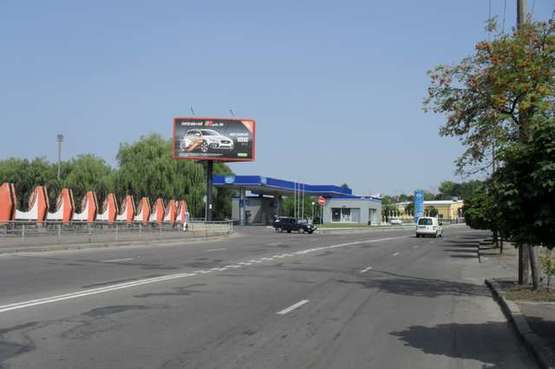 Фото рекламной плоскости по адресу Набережна вул., 11