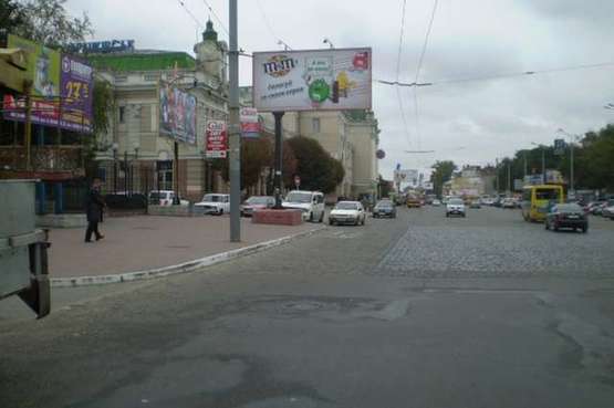 Фото рекламной плоскости по адресу Привокзальна пл. - Грюнвальдська вул., (ПОЛІТИКА НІ)