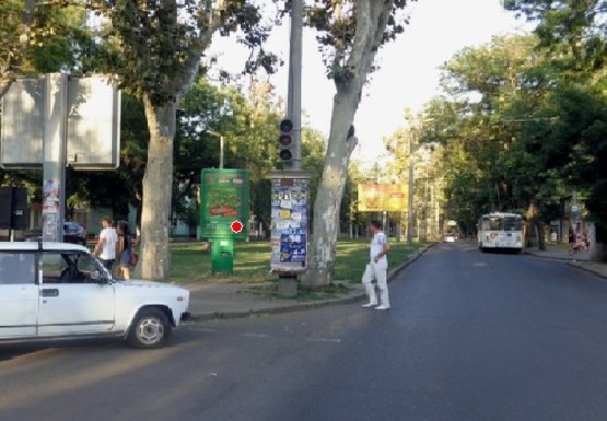 Фото рекламної площини за адресою Адмиральский пр., 17  -  Контр-Адмирала Лунина ул. A