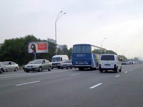 Фото рекламной плоскости по адресу пр.Броварской/ ст.м.Черниговская напр.центр