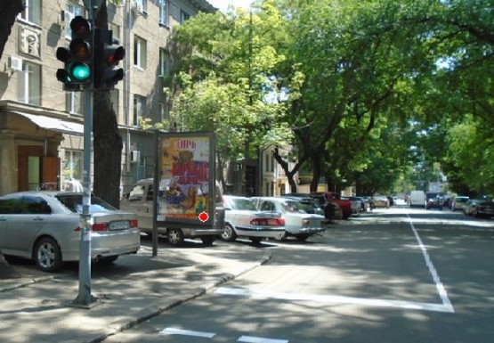 Фото рекламної площини за адресою Троицкая ул., 38 - Екатерининская ул. А