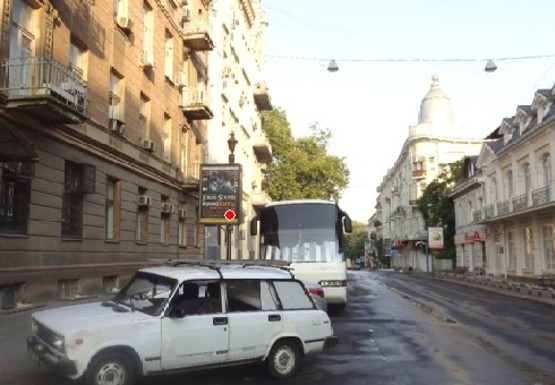 Фото рекламної площини за адресою Ланжероновская ул., 15