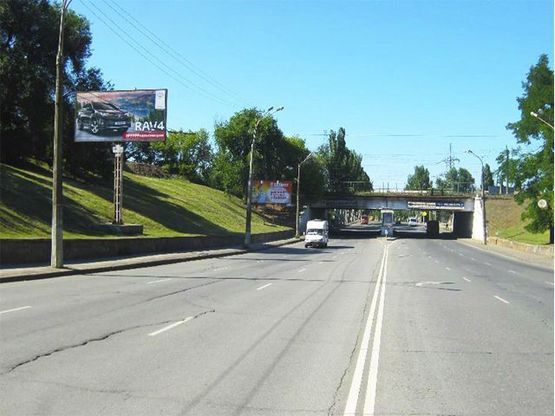 Фото рекламной плоскости по адресу Волгоградская ул., путепровод, дв-е к Поля пл.