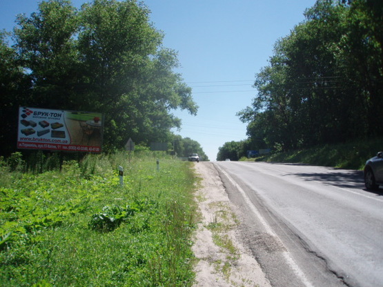 Фото рекламной плоскости по адресу Львівська траса 1 Б (в місто)