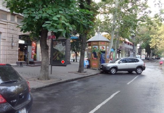 Фото рекламної площини за адресою Екатерининская ул., 17