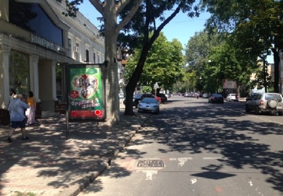 Фото рекламної площини за адресою Екатерининская ул., 62 - Базарная ул.