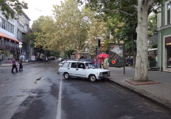 Фото рекламної площини за адресою Екатерининская ул.,14 - Дерибасовская ул.