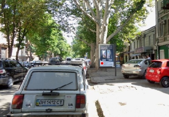 Фото рекламної площини за адресою Екатерининская ул., 41