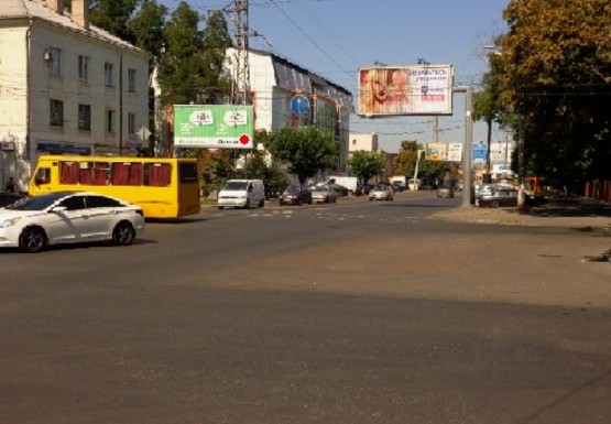 Фото рекламної площини за адресою Краснова ул.- Адмиральский пр., 34