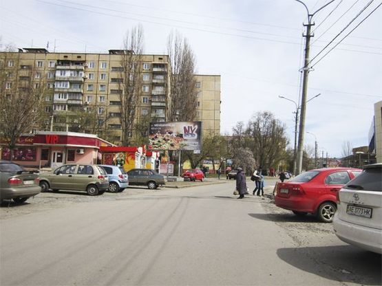 Фото рекламной плоскости по адресу Содружества ул., 66 ( мкр. Юбилейный)