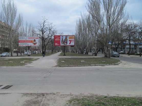 Фото рекламной плоскости по адресу Леніна просп. - Iнженерна вул., (призма) №2