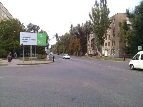 Фото рекламної площини за адресою Калнышевского ул., 15б - Украинская ул., дв-е к Куприна ул.