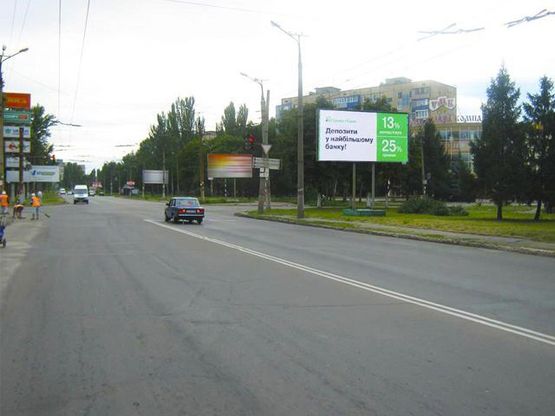 Фото рекламной плоскости по адресу мкр. 4-й Заречный, 31 - Электрозаводская ул.
