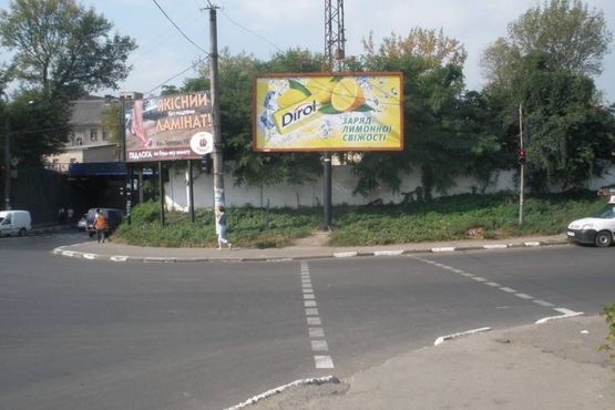 Фото рекламной плоскости по адресу Вовчинецька вул., (З/Д тунель)