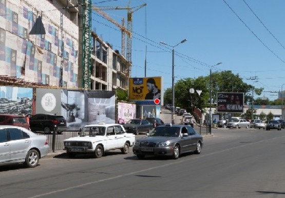 Фото рекламной плоскости по адресу Генуэзская ул. - пляж Аркадия