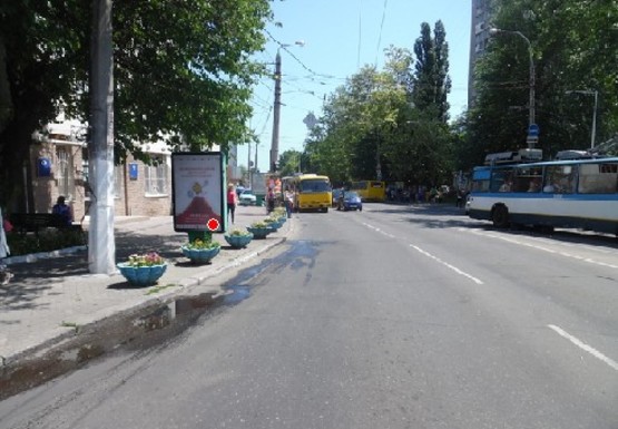 Фото рекламної площини за адресою Черняховского,2 / Фонтанская дорога B