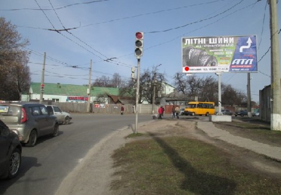 Фото рекламной плоскости по адресу Металургов ул.