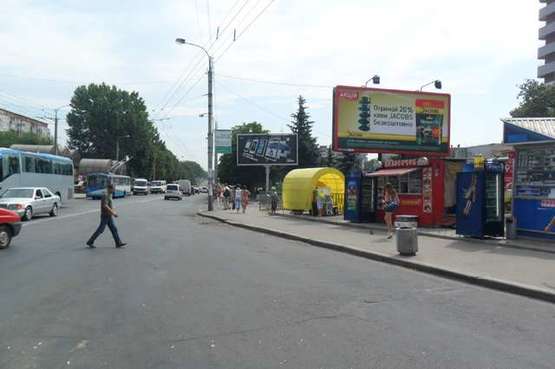 Фото рекламной плоскости по адресу Київська вул., 26
