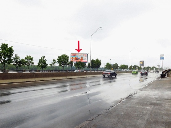 Фото рекламной плоскости по адресу Набережное шоссе, от Почтовой пл. к мосту Метро