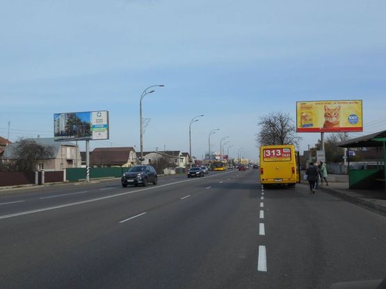 Фото рекламной плоскости по адресу м. Бровари, вул. Київська, 18
