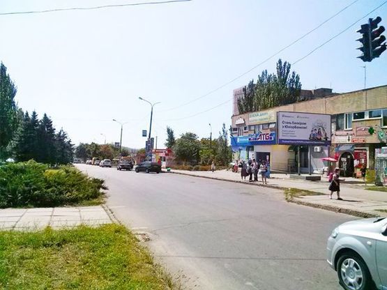 Фото рекламной плоскости по адресу Алмазная ул., 18 (ТЦ "АТБ", ост. "ДК Карачуны")