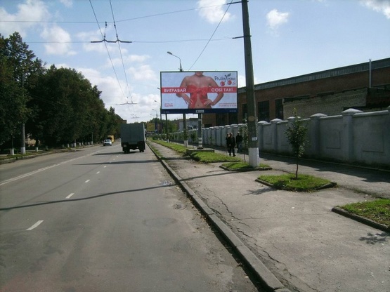 Фото рекламной плоскости по адресу Привокзальная ул., возле ж\д вокзала, №1