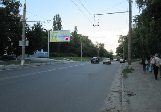 Фото рекламної площини за адресою Краснозвездная ул.