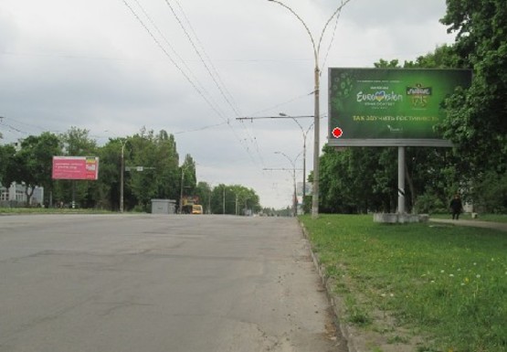 Фото рекламної площини за адресою Харьковская ул., 58