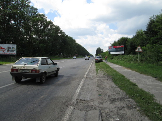 Фото рекламної площини за адресою Хмельницька траса 9 А (в місто)