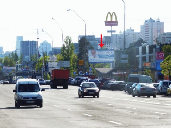 Фото рекламной плоскости по адресу Броварской пр-т, возле ст.м.Дарница, к ст.м.Левобережная, в центр