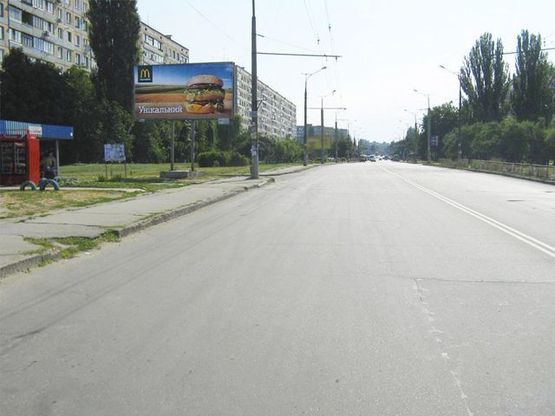 Фото рекламної площини за адресою мкр. 7-й Заречный, Десантная ул., 1а ( АЗС "Сентоза", ост."мкр. Заречный")