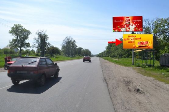 Фото рекламної площини за адресою Малая Даниловка-коттеджный поселок" Поле чудес"-в ст. Харькова-низ-этажерка №2