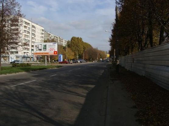 Фото рекламної площини за адресою вул.Чарівна, 155Б (Сильпо) маг. "Лідер", АЗС ВОГ, ст.Б