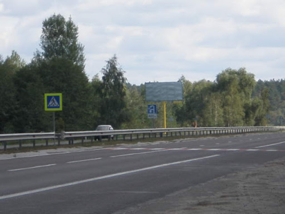 Фото рекламной плоскости по адресу трасса Киев-Обухов-Знаменка_км 28+500_левый // из Киева