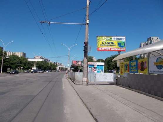 Фото рекламної площини за адресою Харківська вул. - Сумсько-Київських Дивізій вул.