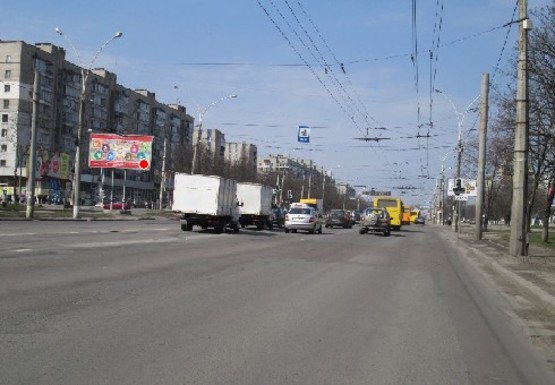 Фото рекламної площини за адресою Харьковская ул. - Прокофъева ул.